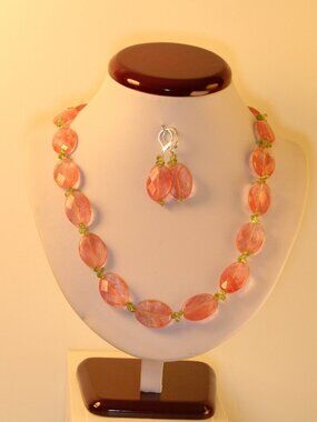 Natural Chrry Quartz Faceted Oval Gemston & Green Peridot Necklace 18-20 Inches